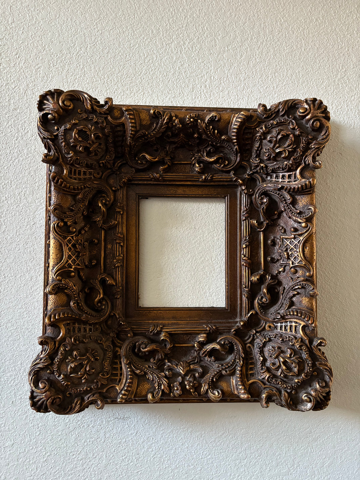 Chunky Wood Frame